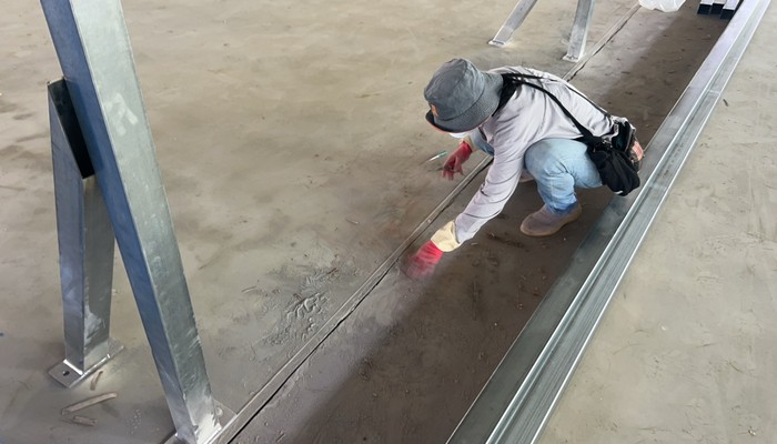 屏東壓克力地坪, 屏東球場壓克力樹脂塗刷, 屏東PU跑道, 屏東PU跑道整修工程, 屏東PE人工草皮, 屏東PP人工草皮, 屏東PU球場跑道工程, 屏東人工草跑道(球場), 屏東PU跑道(球場), 屏東高爾夫果嶺, 屏東庭院景觀仿真草, 屏東PU跑道, 屏東PP人工跑道, 屏東彩虹跑道, 屏東PU地坪